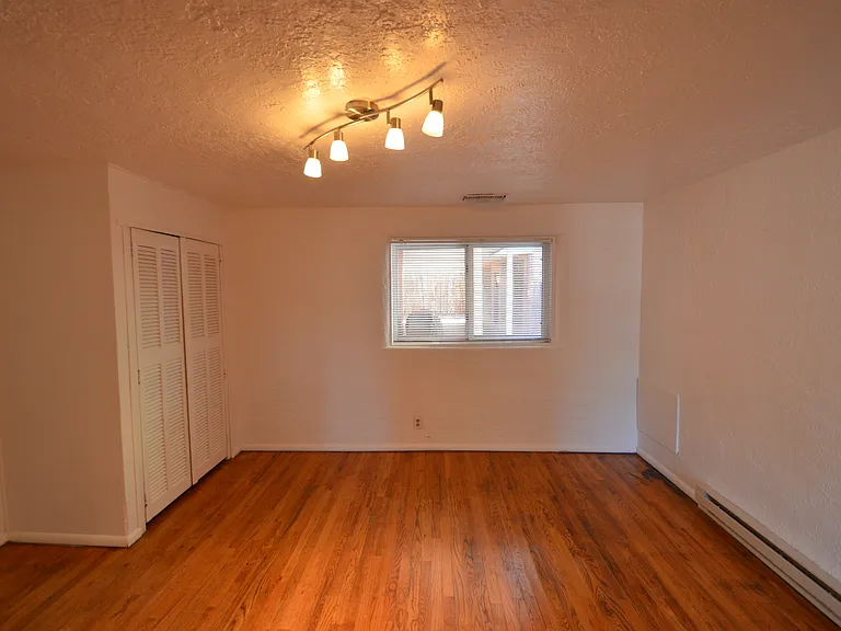 303 Villeros St — Photo 30