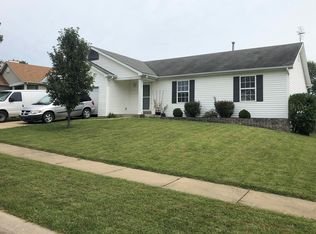 130 Stone Post Ln, Wentzville, MO 63385