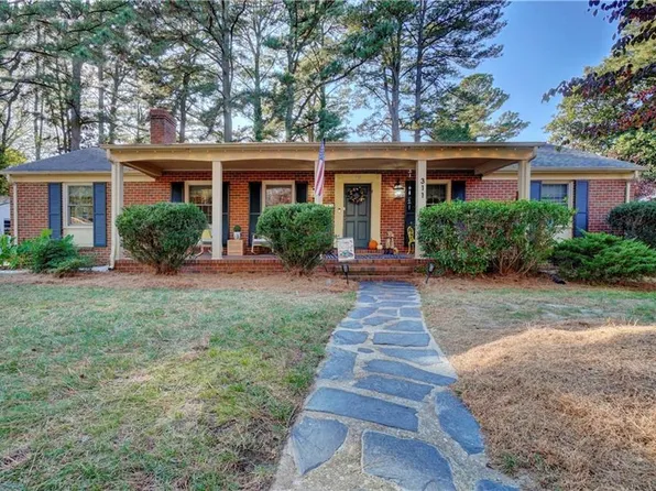 311 Corbin Dr, Newport News, VA 23606