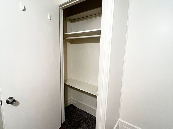 3rd image of 698 E Main St