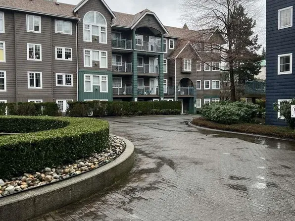 3085 Primrose Ln #102, Coquitlam, BC V3B 7S3