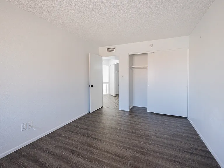 7314 N 43rd Ave — Photo 16