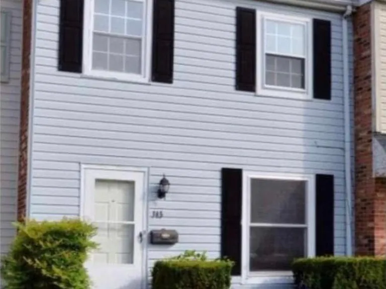 145 Old Forge Dr — Photo 1