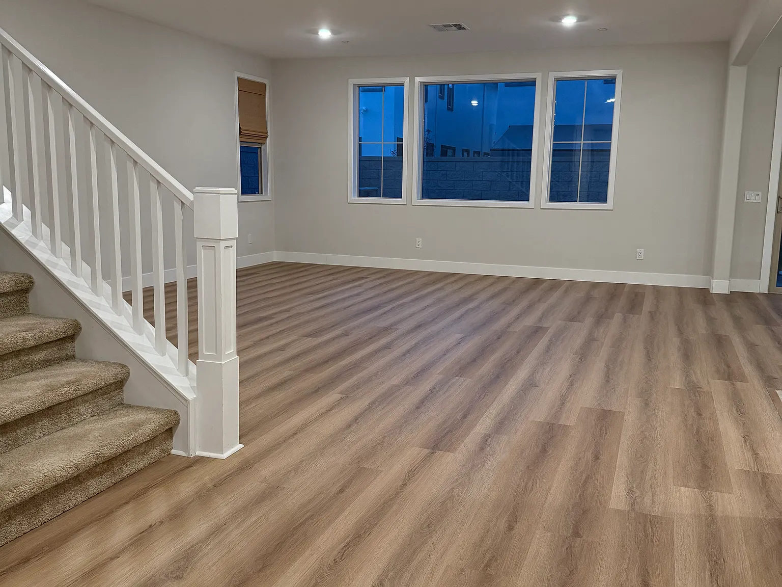 9871 Skylar Ave — Photo 3