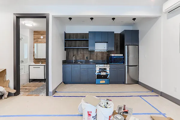 Rented by ERNY LLC | media 11