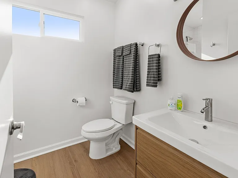 3043 Oliphant St — Photo 14