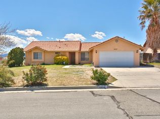 6922 Via Marbella St, Hesperia, CA 92345