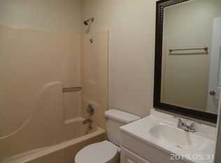 592 Hill Ln #8, Niceville, FL 32578