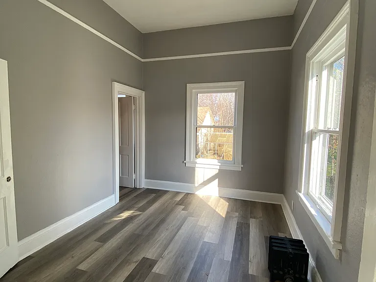 318 Mentor Ave #2 — Photo 12