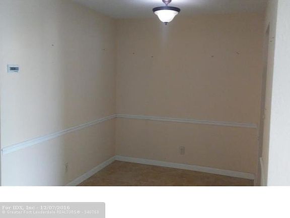 5th image of 2860 NE 14th St APT 406D