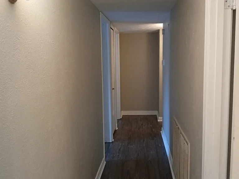1304 Milford Dr — Photo 4