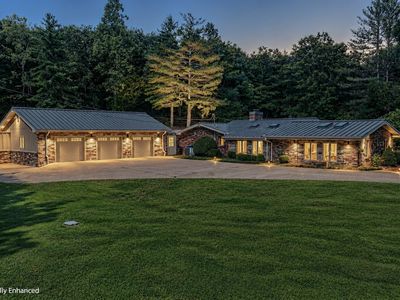 8100 Charlotte Pike, Nashville, TN, 37221