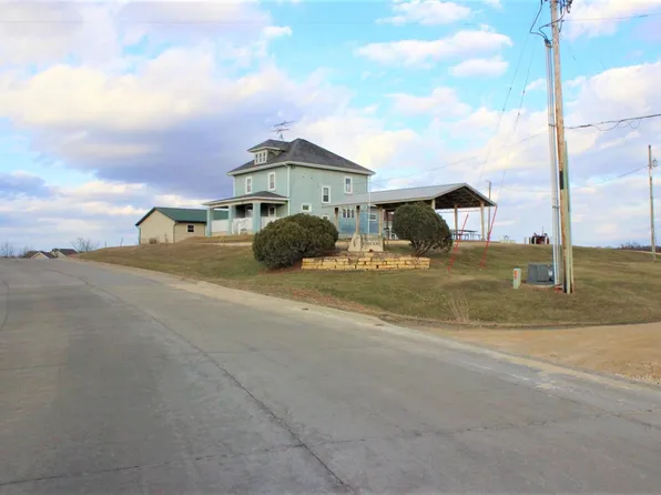 1793 211th Ave, Maquoketa, IA 52060