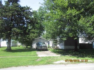 107 E Harrison St, Carlisle, IN 47838