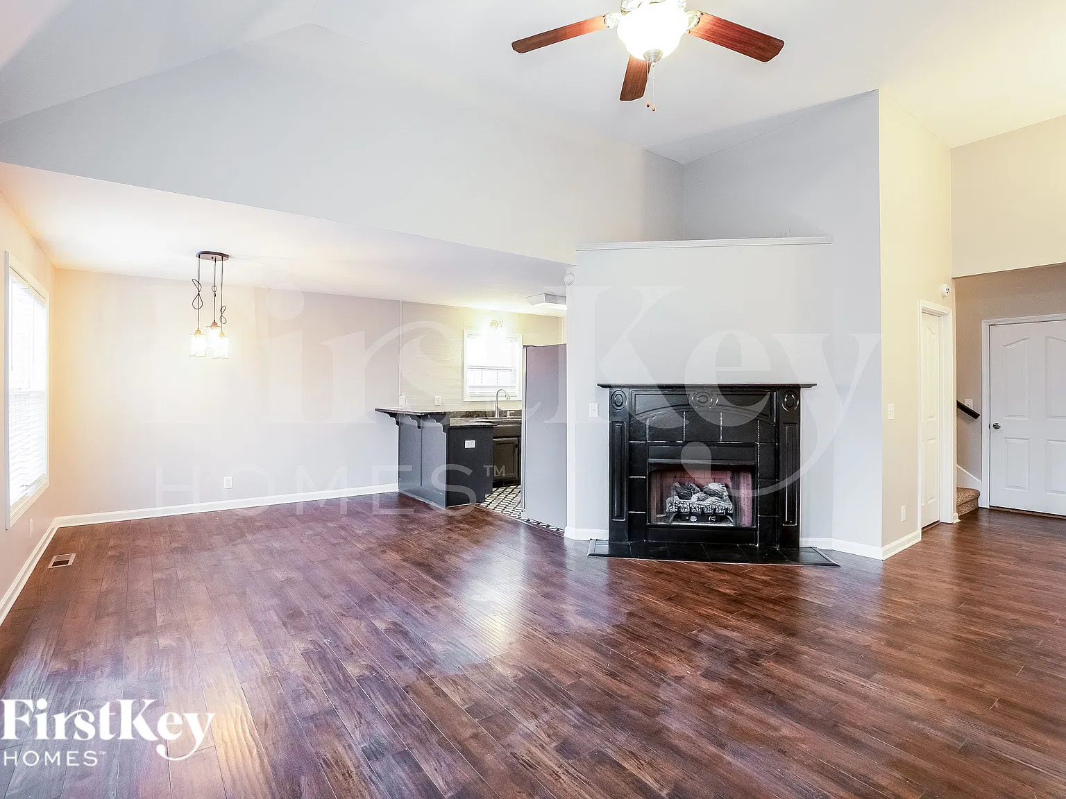 3 bed, 2.0 bath, 1752 sqft, $1,680 — Photo 4