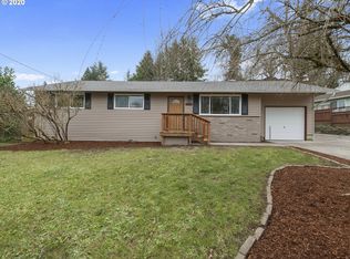 8916 SE Regents Dr, Milwaukie, OR 97222