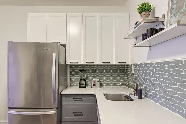 Rented by June | media 13