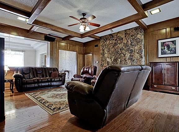 2nd image of 9617 Mill Hollow Dr