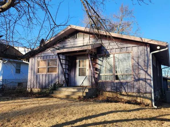723 SW Cambridge Ave, Topeka, KS 66606