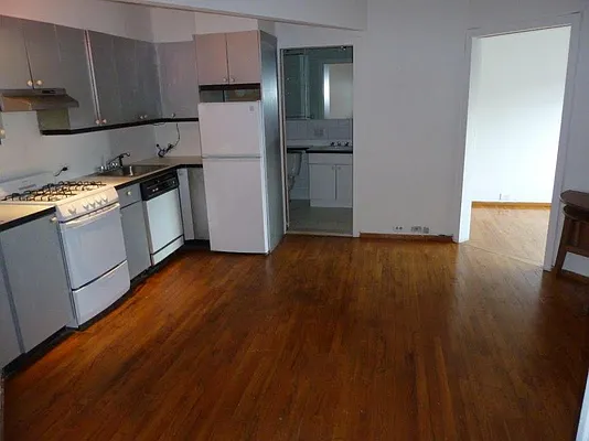 Rented by Chartwell Manhattan Realty | media 16