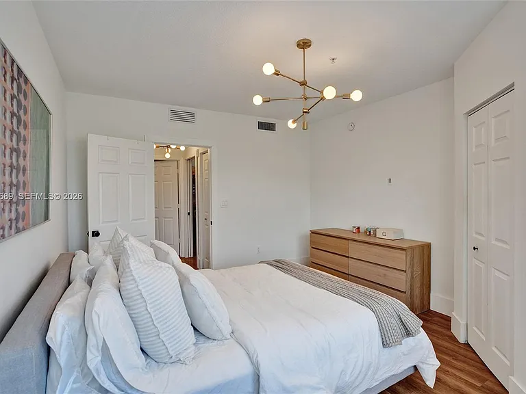 6841 SW 44th St #305 — Photo 19