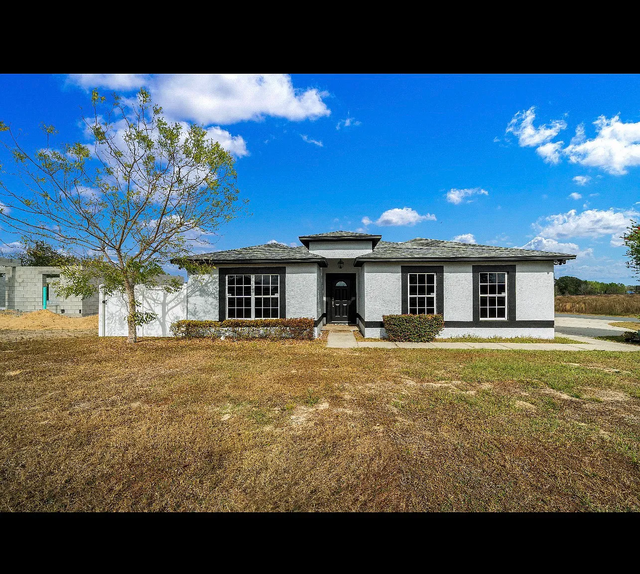 3 bed, 1856 sqft, $1,950 — Photo 2