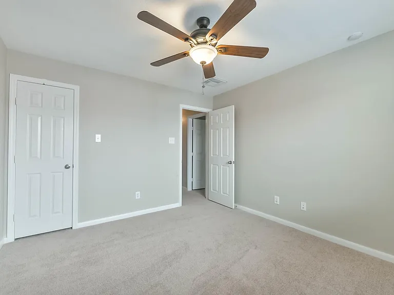 21115 Amber Crossing Dr — Photo 5