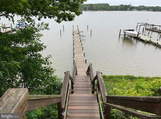 219 Mattox Ave, Colonial Beach, VA 22443
