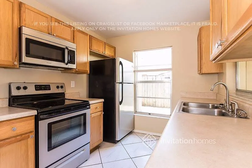 13333 Laraway Dr Riverview, FL 33579 — Photo 4