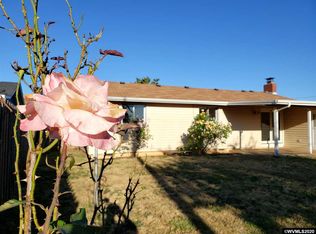 233 NW Hillcrest Dr, Dallas, OR 97338