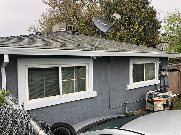 2nd image of 160 Santiago Ave