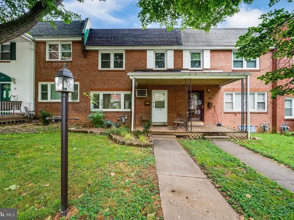 321 Linden Ln, West Reading, PA 19611