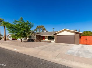 11613 N Hacienda Dr, Sun City, AZ 85351