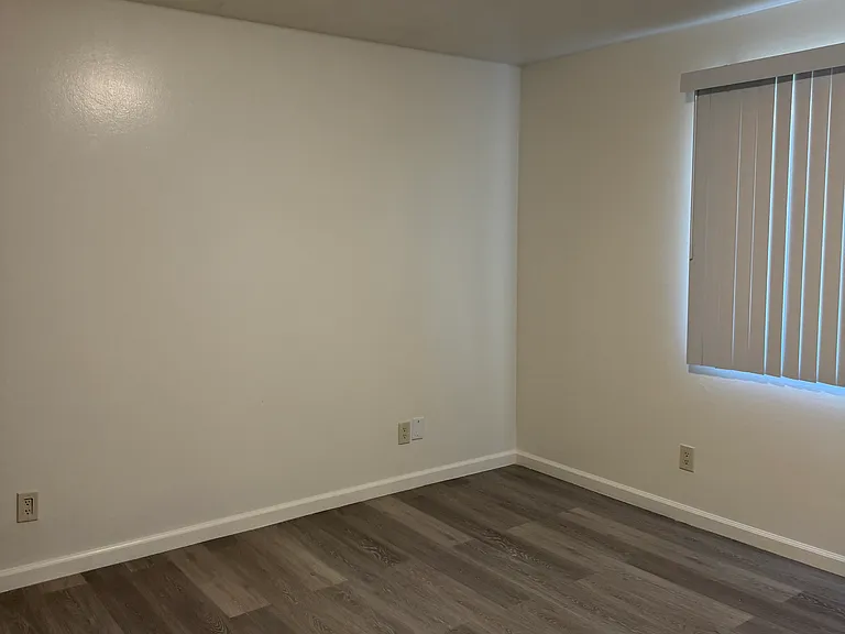 1218 Dana Dr #D — Photo 6