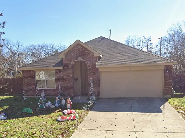 344 Patricia Ln — Photo 10