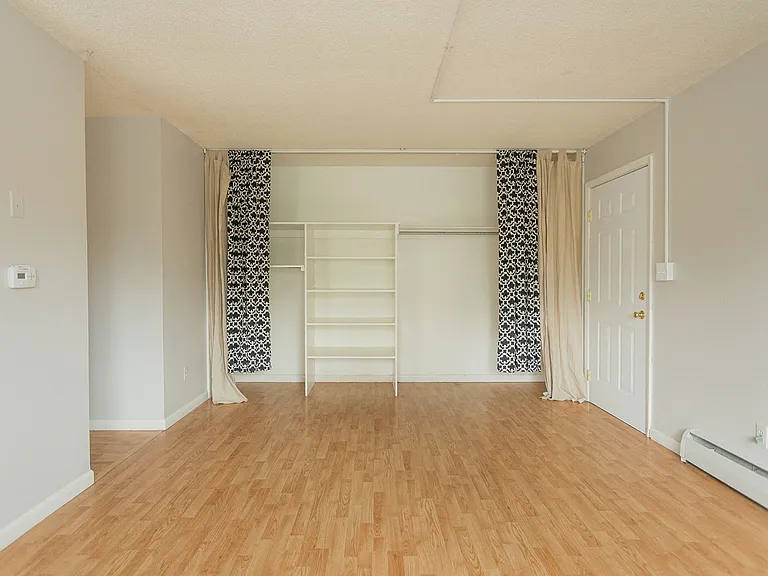 3220 Madison Ave — Photo 32