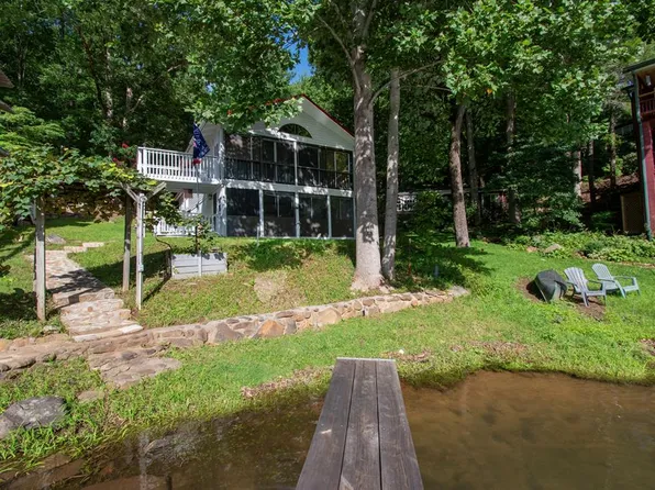 21 Nantahala Ter, Robbinsville, NC 28771