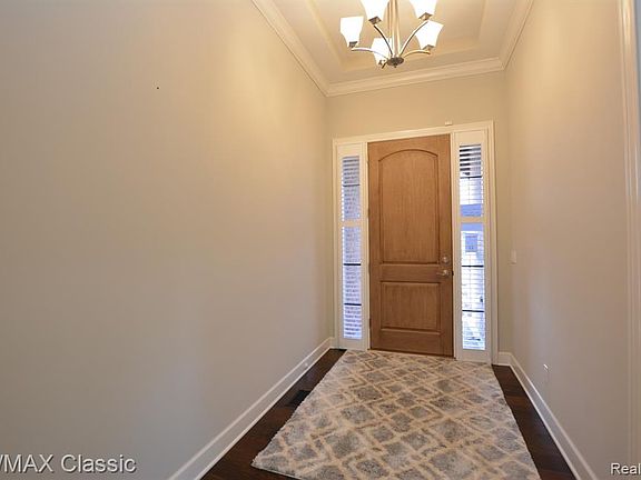 3rd image of 24392 Pinnacle Cir