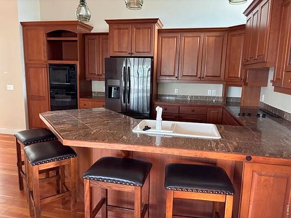 4th image of 58 Aspen Ln