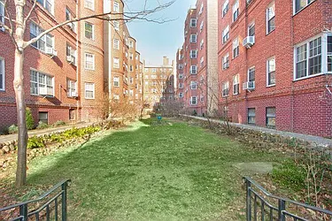 Sold by Qwest Residential Downtown LLC