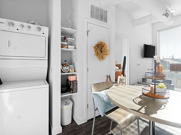 3rd image of 608 Main St #310