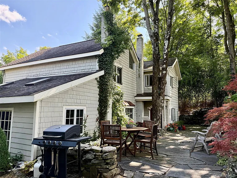 718 River Rd — Photo 27