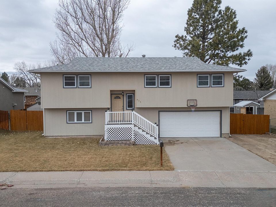 1st image of 905 19th St