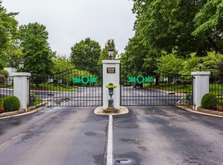 395 Redding Rd APT 42, Lexington, KY 40517