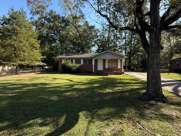805 Memphis St, Dothan, AL 36301
