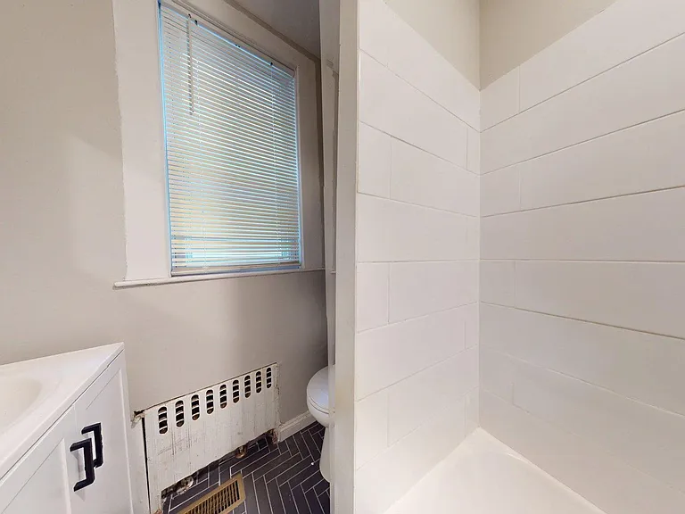 677 Bennington St #1 — Photo 11