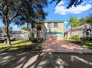 1403 Banyan Cir, Pompano Beach, FL 33069