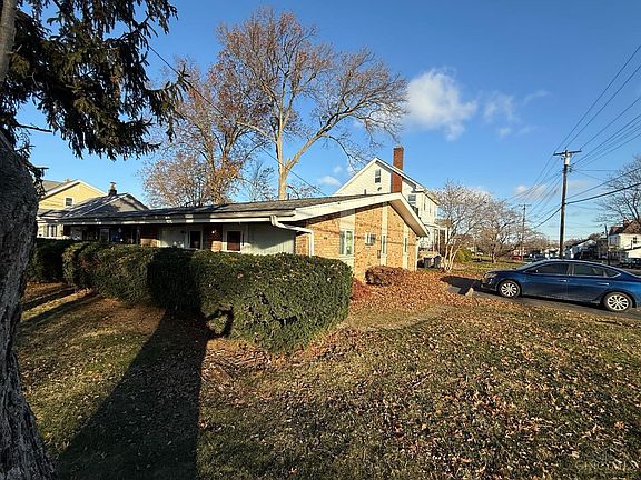 4th image of 4052 Oleary Ave