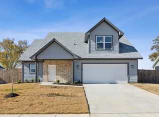 613 Taliaferro Trl, Springtown, TX 76082