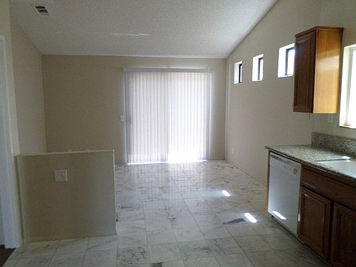 3rd image of 12237 Cobblestone Dr
